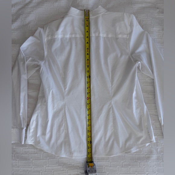 Talbots Non-Iron Blouse, Size 12 - Picture 4 of 5